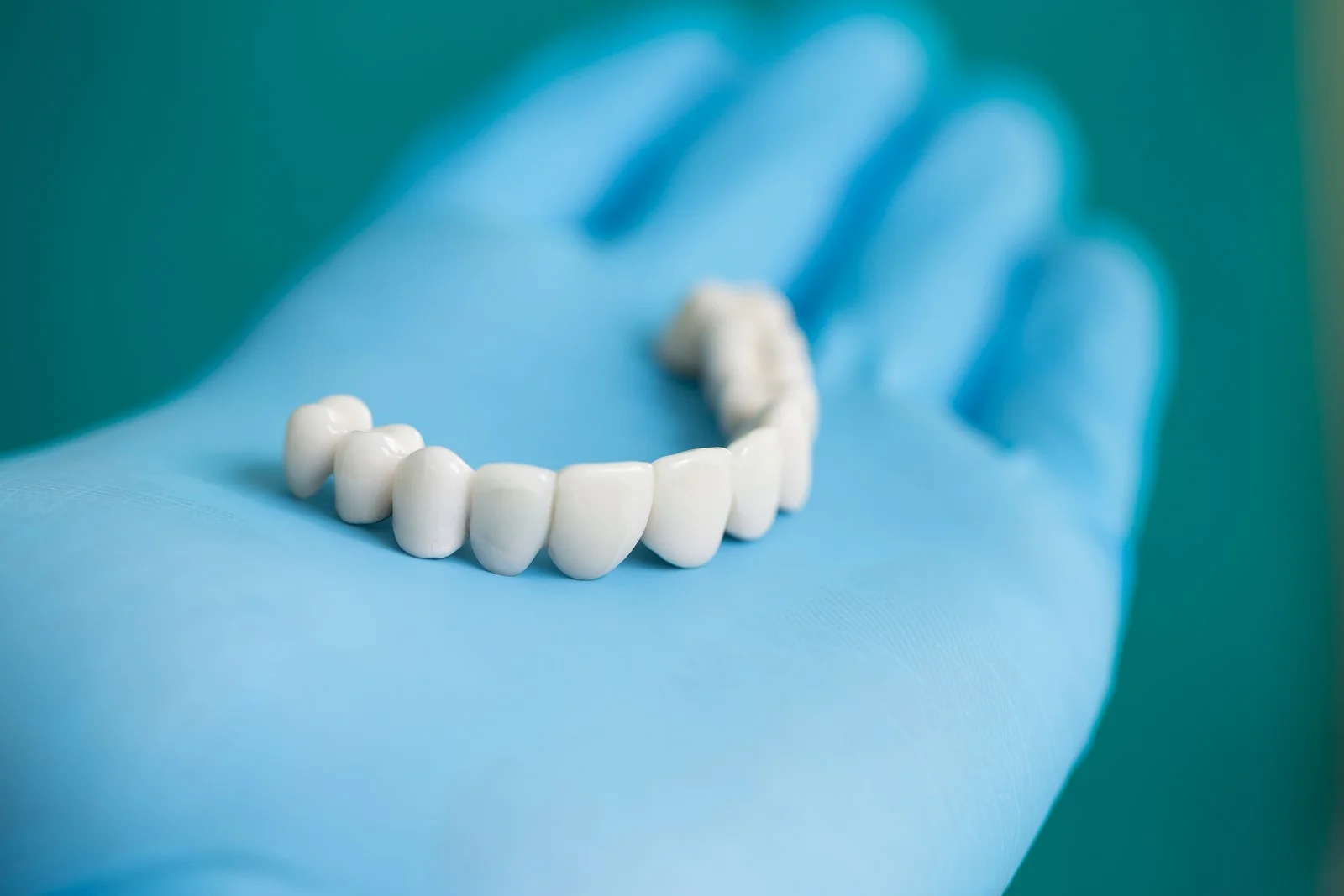 Why Zirconium Crowns Are the Future of Aesthetic Dentistry